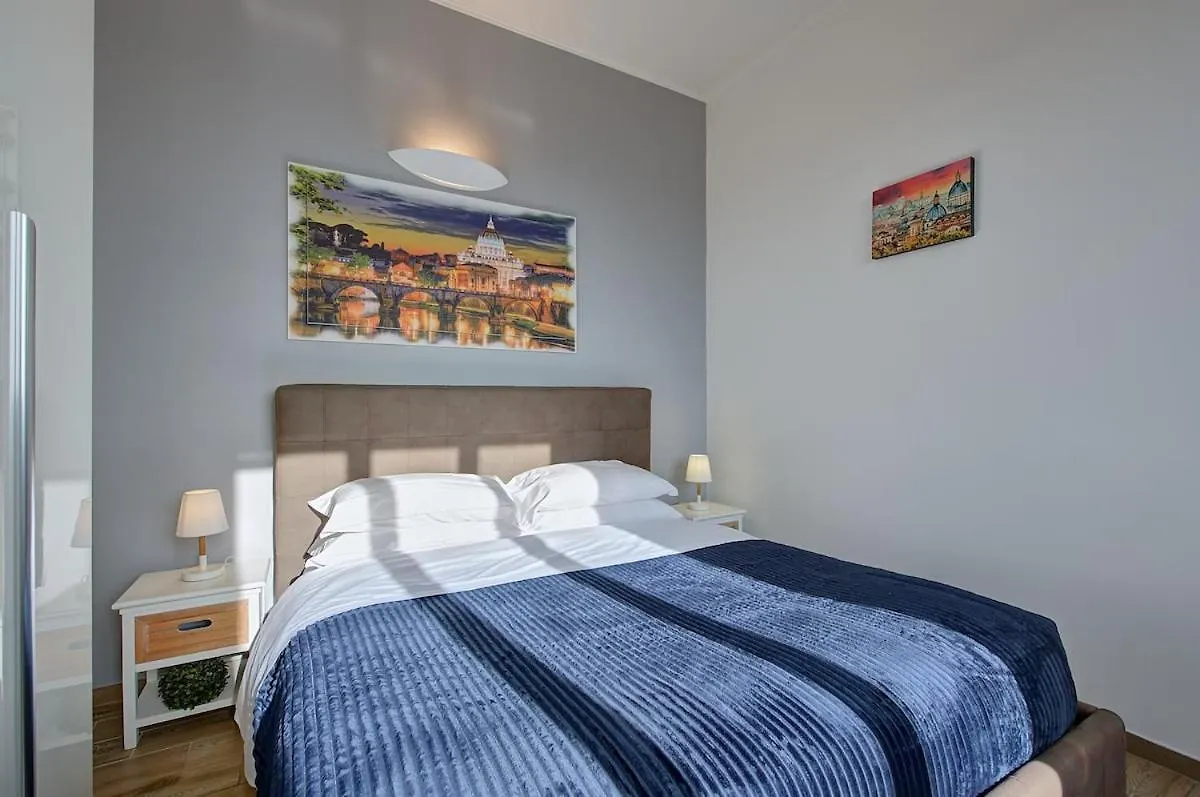 Luxury View On St Peter Basilica Apartment Rome Italy