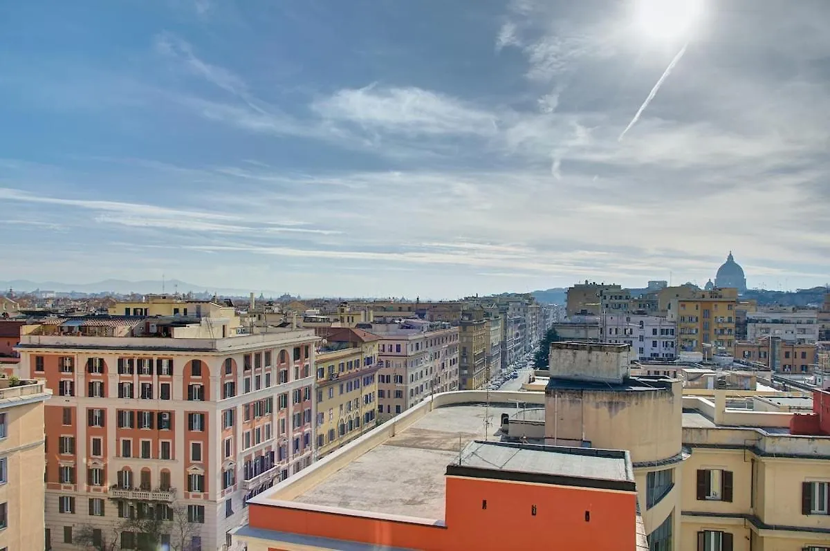 Luxury View On St Peter Basilica Apartment Rome